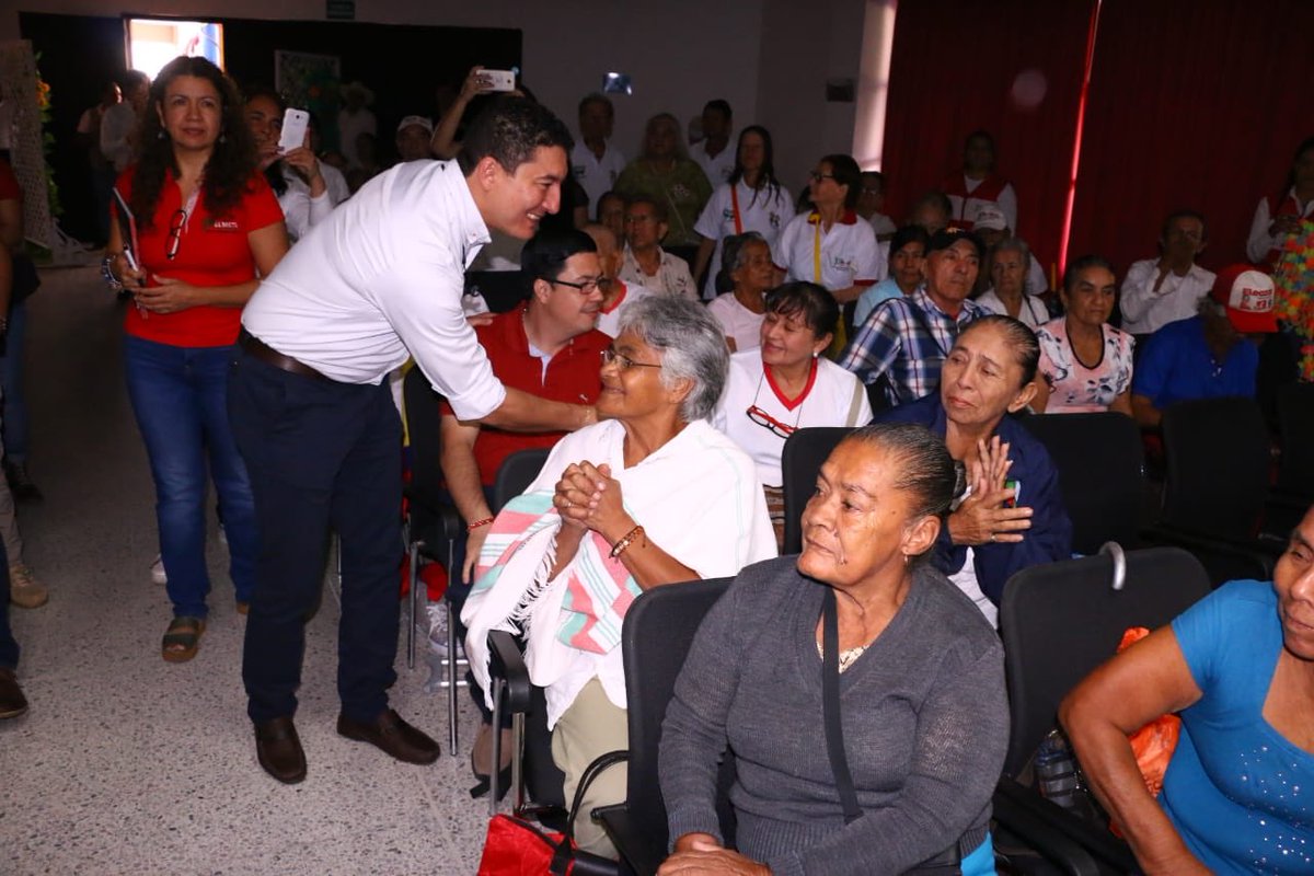 SocialMetaSec's tweet photo. Quienes están plasmados en cinco libros escritos para recuperar la historia del departamento desde sus miradas. https://t.co/McKYwAT4ne