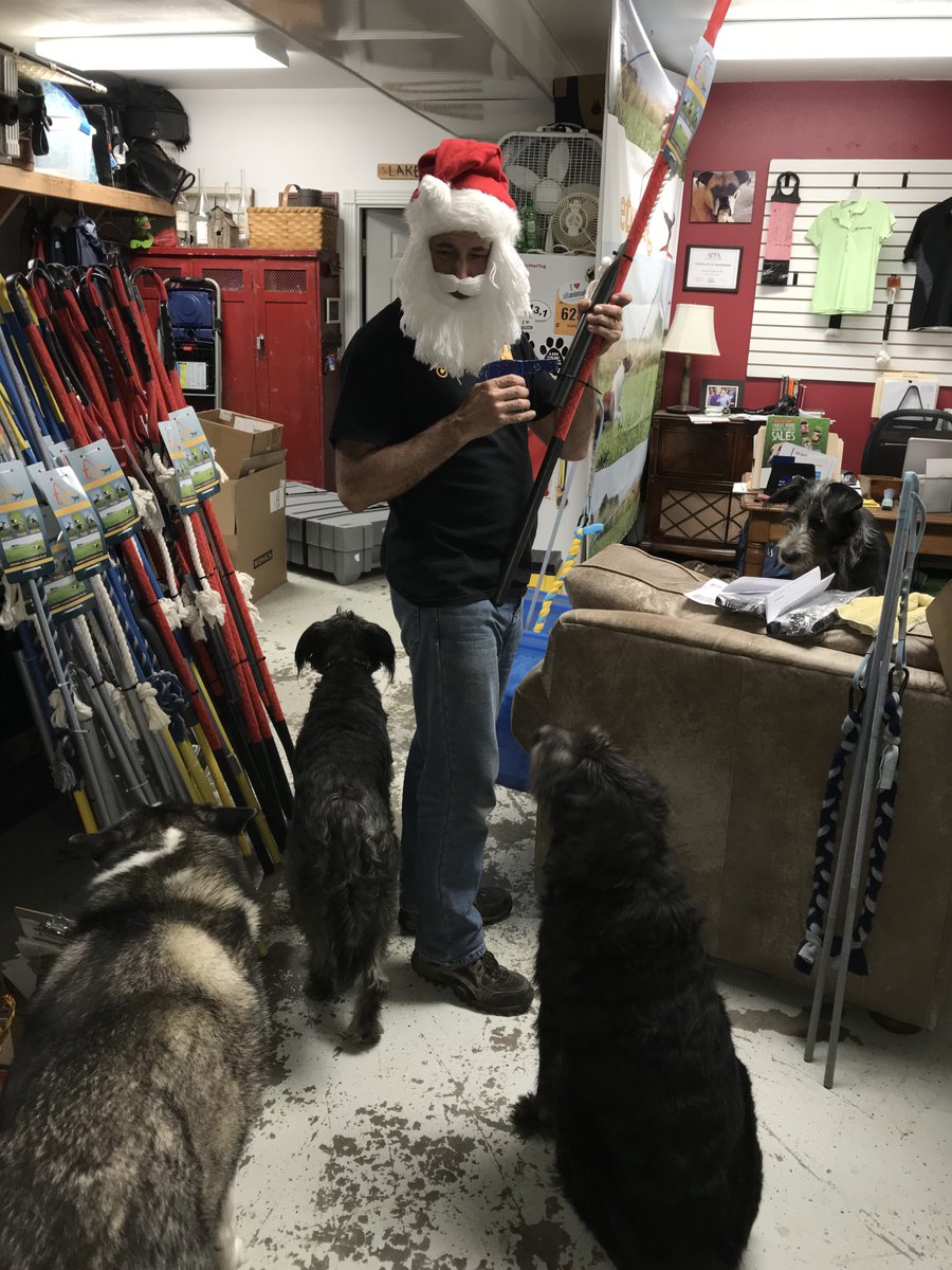 TetherTug's tweet photo. The Tether Tug team has been working overtime to bring a delivery to Santa at the Purina Farms Holiday Petacular!🐾🎅🏼 https://t.co/QHXZexkZ0h