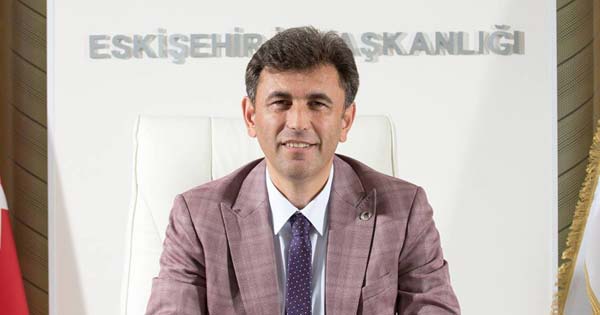 gazetemekspres's tweet photo. #SonDakika | AK Parti Eskişehir İl Başkanı Çalışkan'dan 'ittifak' ve 'aday listesi' açıklaması https://t.co/719YCH46NJ https://t.co/8keCeA1vAN