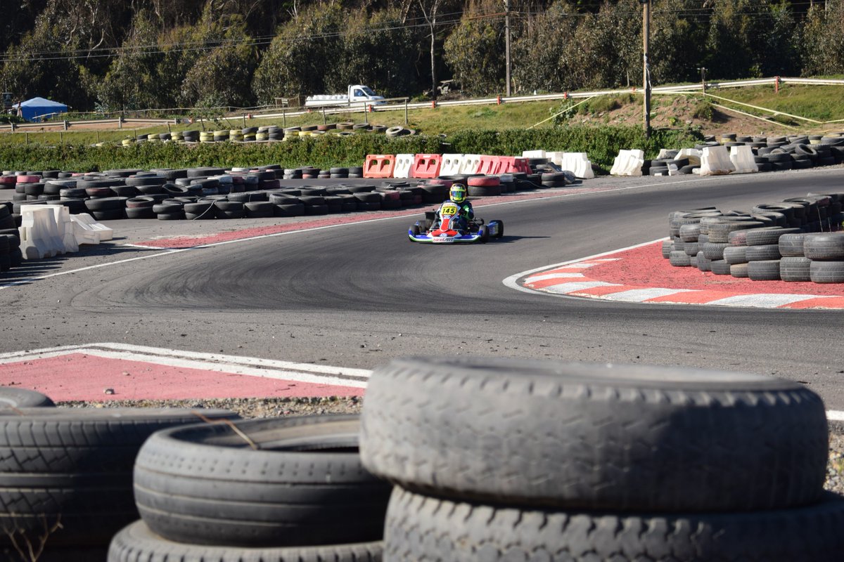 SobreRuedascl's tweet image. Esperando la #PreFinal
2° Fecha Rotax Max Challenge Kartódromo Ritoque 
#SobreRuedas #Karting #Deportes
