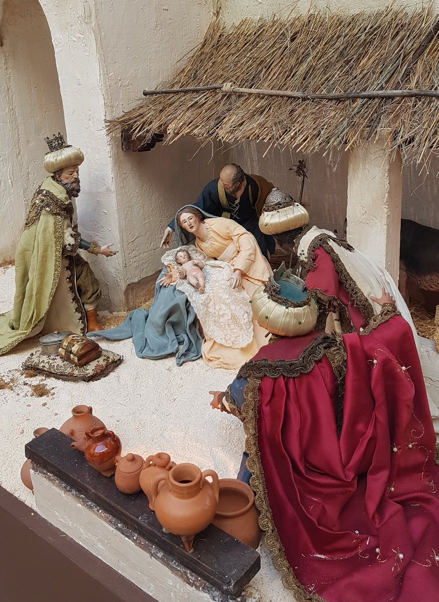 ethyssenmalaga's tweet photo. Hoy también impresionantes voces par a llenar de #Navidad el #PatiodeColumnas del @thyssenmalaga
@ethyssenmalaga #entornogenial #Navidadgenial https://t.co/Uz0HFELdqW