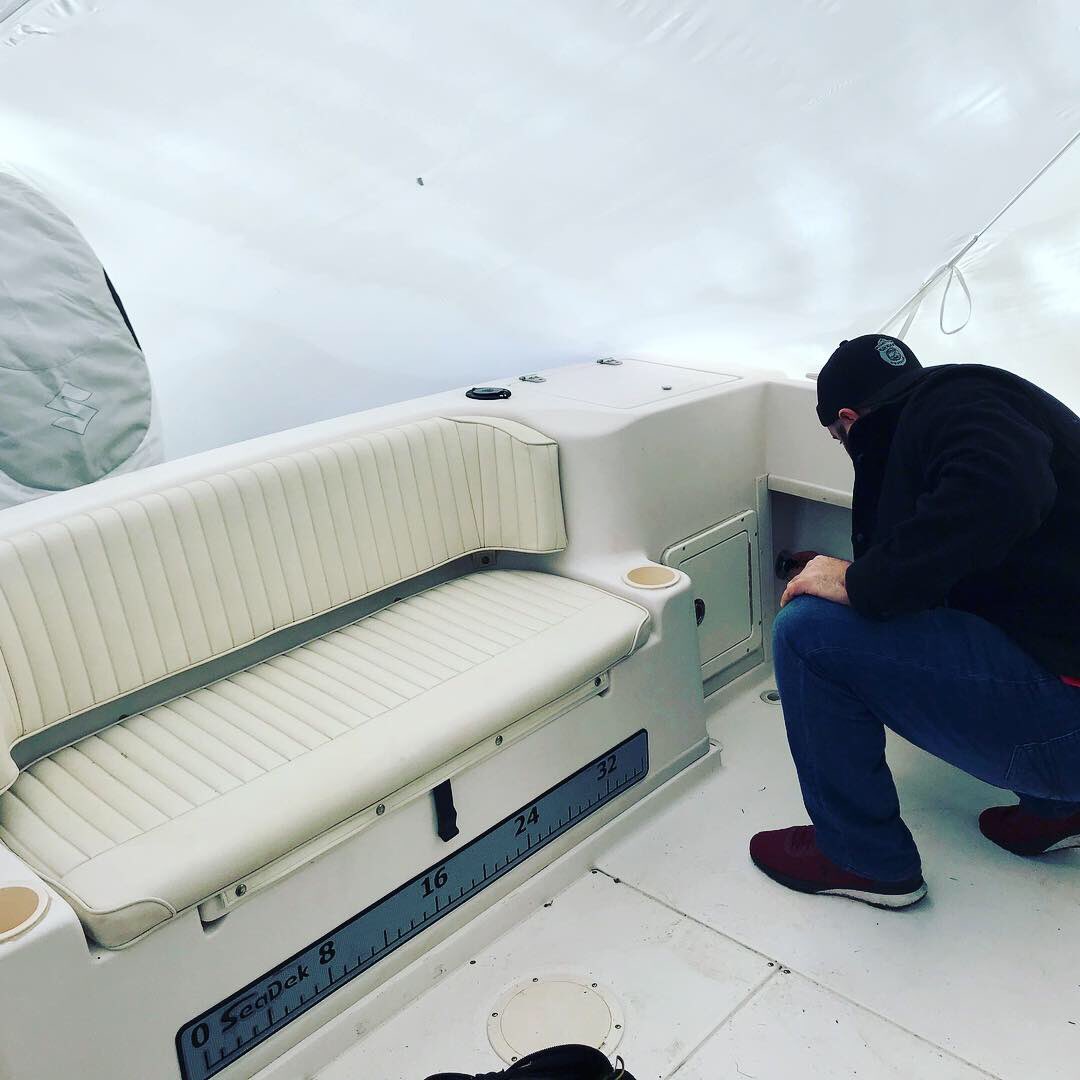 bostonyacht's tweet photo. Broker Andrew Savage @AndrewTSavage reports it was a clean survey of this 2003 Grady White 232 Gulfstream on a sunny 55 degrees day in December in #NewEngland. Tis the season to make wishes come true! #boat4you #brokerageboats #gradywhite #discoverboating https://t.co/6tq51veQpj