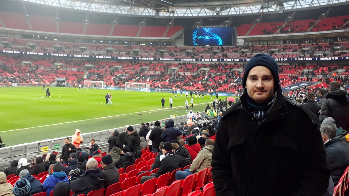 Dotalorapf's tweet photo. Experiencia increíble en Wembley ⚽️, con el @SpursOfficial vs @BurnleyOfficial. Gracias @jesus_perez https://t.co/xE0gL2Gbac