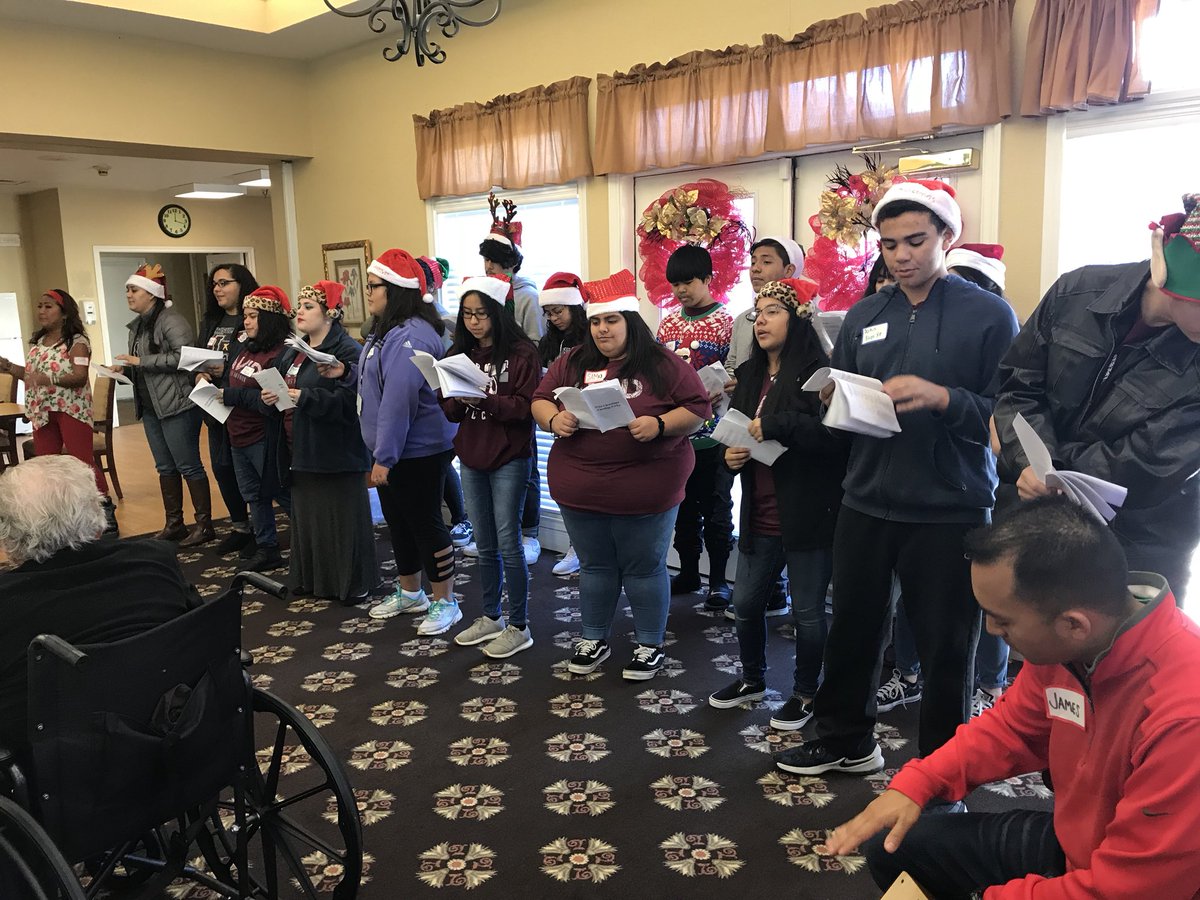 HarmonAVID's tweet photo. Christmas caroling for the elderly with some great kids! #LISDAVIDFamily @MrsHoehne @TonyFontana24 @LHSHarmon @LewisvilleTexas https://t.co/a8KUSljxmE