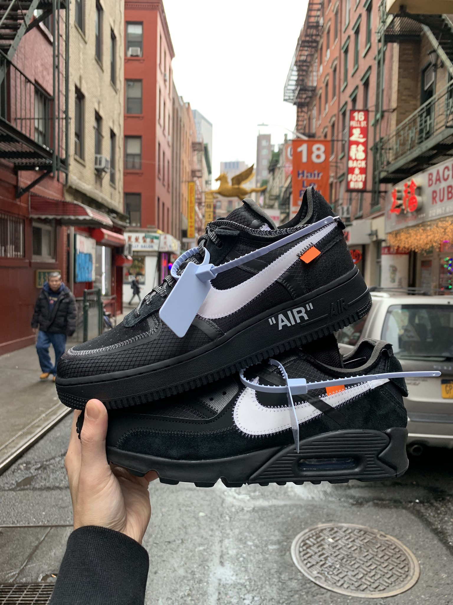 Supone Misericordioso Ortodoxo porkchop on Twitter: "Nike Off-white Air Max 90 Black Nike Off-white Air  Force 1 Black Now Available at https://t.co/0nmOU1sqiN #offwhite #nike  https://t.co/h15JTV4jkh" / Twitter