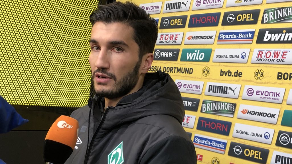Ein enttäuschter @nurisahin:
„Wir haben ordentlich gespielt, hatten unsere Momente. Mit etwas Glück nimmst du hier einen Punkt mit und Nachher fragt niemand mehr danach. Aber wenn Dortmund ins rollen kommt sind sie gefährlich.“
#werder | #bvbsvw