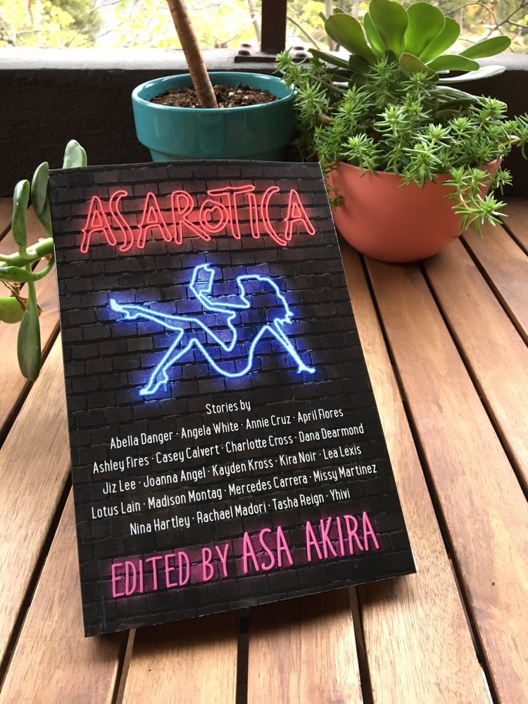 jizlee's tweet photo. SOLD! Just sold a signed copy of ASAROTICA, a collection of erotic short stories written by porn stars, edited by @AsaAkira. #ASAROTICA @cleispress 

Buy a copy, which includes my 1st published erotica!
https://t.co/f347DJpV1X https://t.co/o6MjdDlbZ7