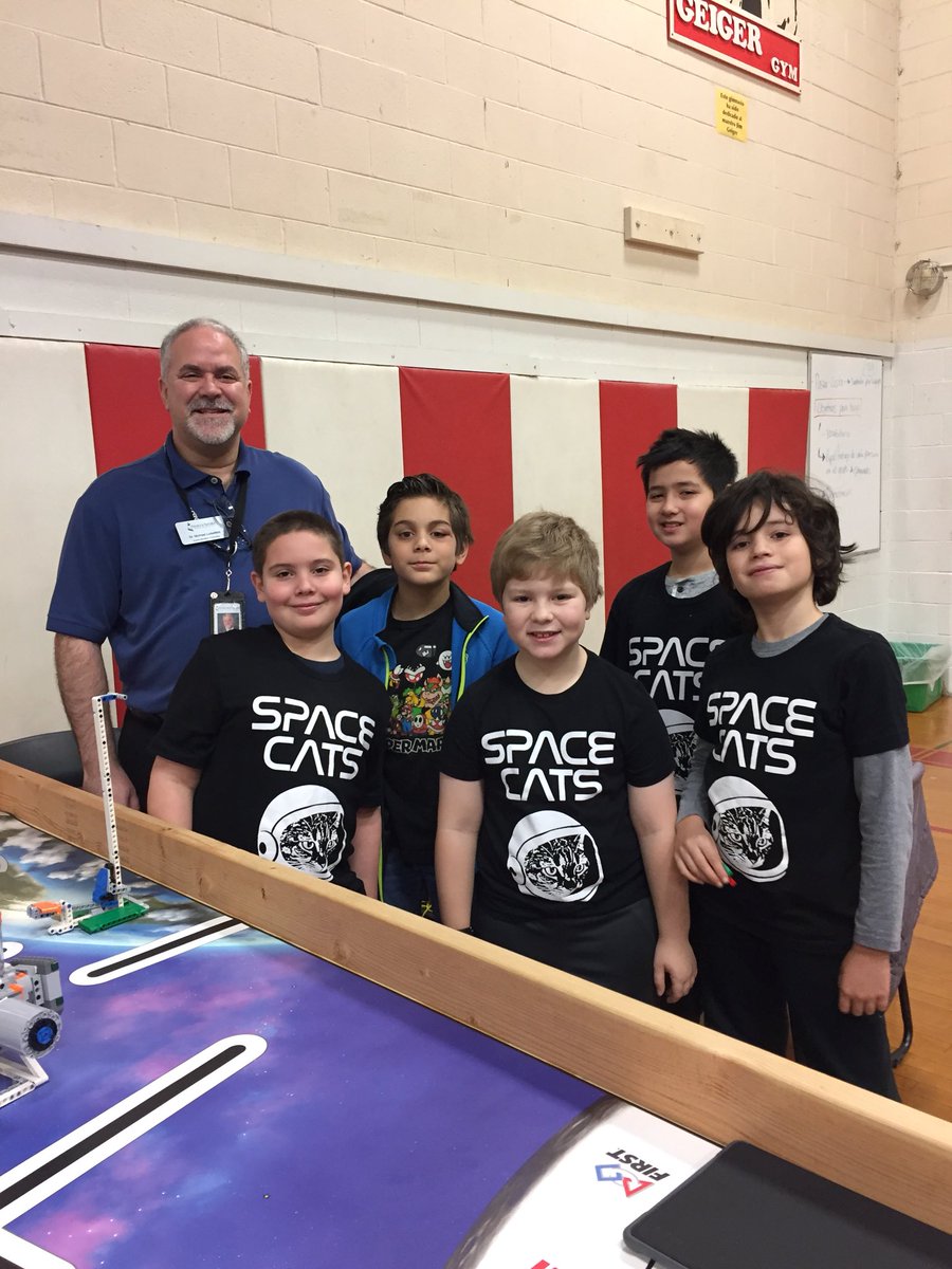 wtwildcats's tweet photo. Wayne Thomas Space Cats blasted off to the Robotics Competition @#wt112 #112Leads Currently 1st &amp; 2nd place! https://t.co/IRtTHgxr6q