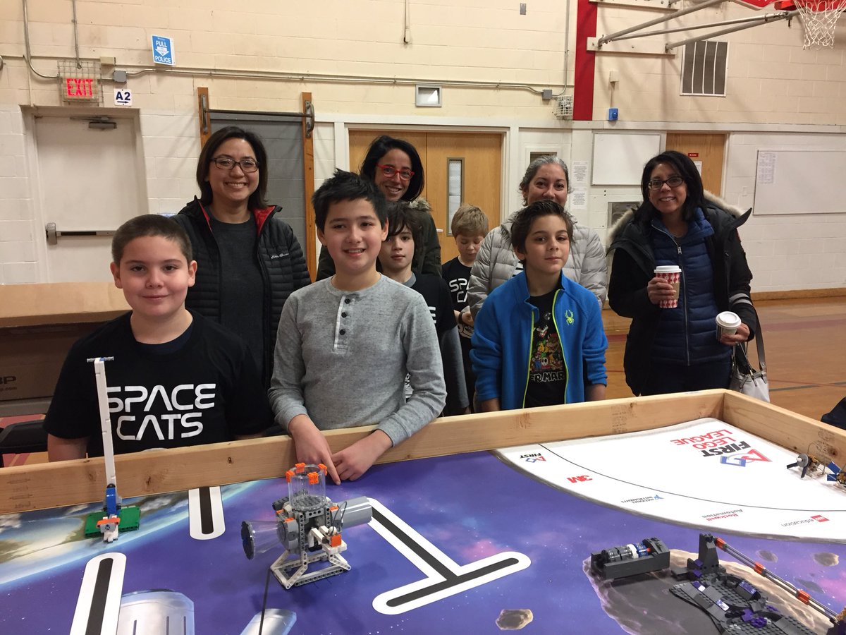 Wayne Thomas Space Cats blasted off to the Robotics Competition @#wt112 #112Leads Currently 1st &amp; 2nd place!
