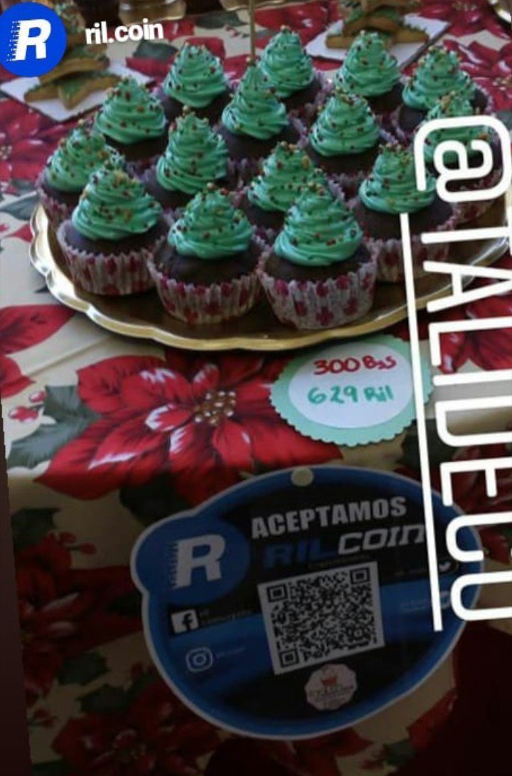 trebianstudio's tweet photo. #EnFoto 📸 Tali Deco emprendores de la mano con @ril_coin.
Estamos en el Club Aeropuerto de Catia La Mar hoy en #VargasEstaDeModa hasta las 7pm Entrada Gratuita 👏. Síguelos por instagram @talideco
#TrebianStudio Agencia Digital 💡 https://t.co/clF9iWJe9r