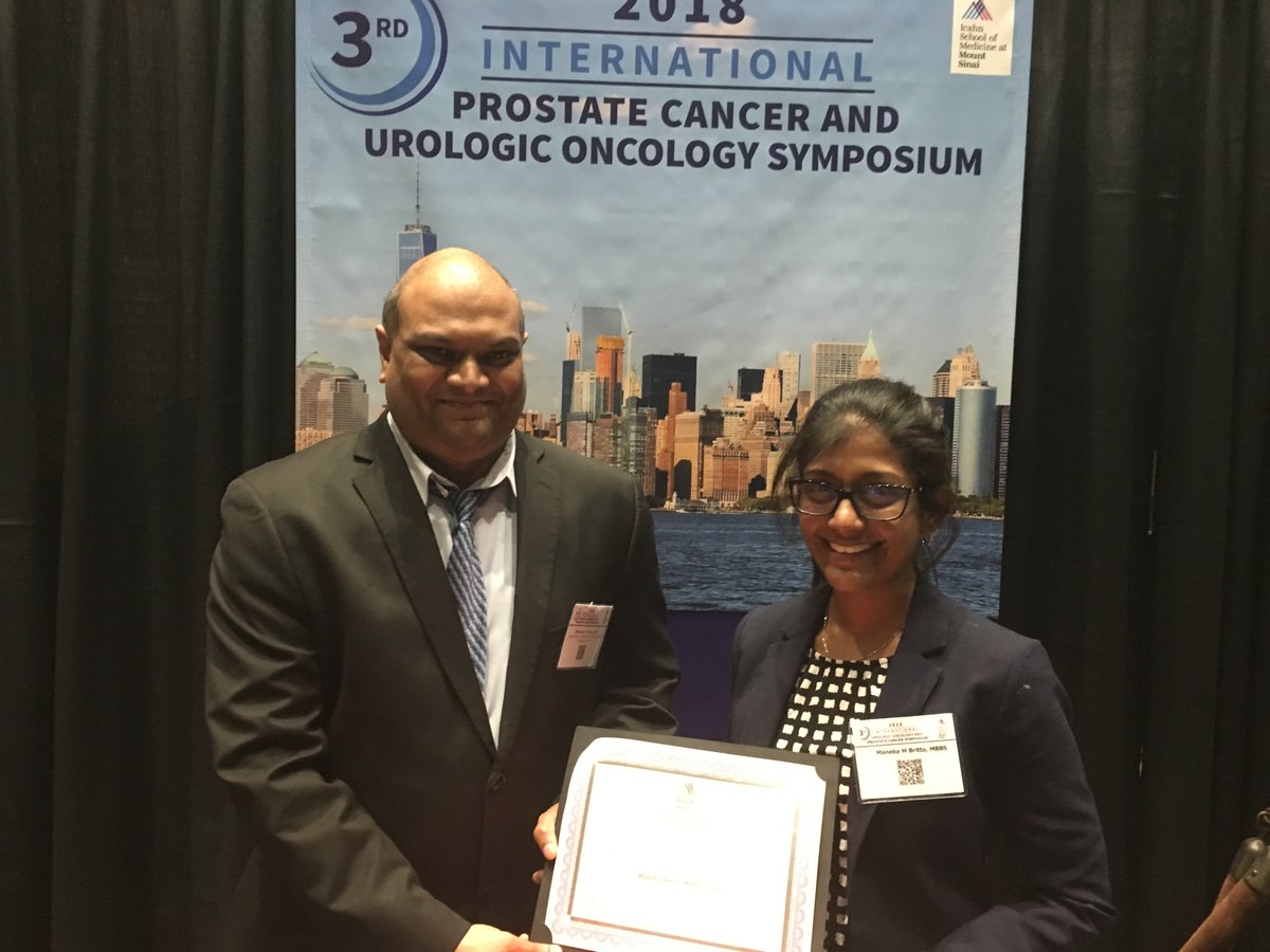 UroOncSymposium's tweet photo. @AshTewariMD Congratulates Outstanding Abstract Awardees:
1st Prize: Dr. Masashi Honda; 3rd Prize: Dr. Christina Falavolti (shown with Dr. Tewari + @NYCRoboticTeam ) 2nd Prize: Dr. Maneka Britto 
Job well done! Thank you for your submissions! #urosymposium2018 @MountsinaiUro https://t.co/CldlHofMO6