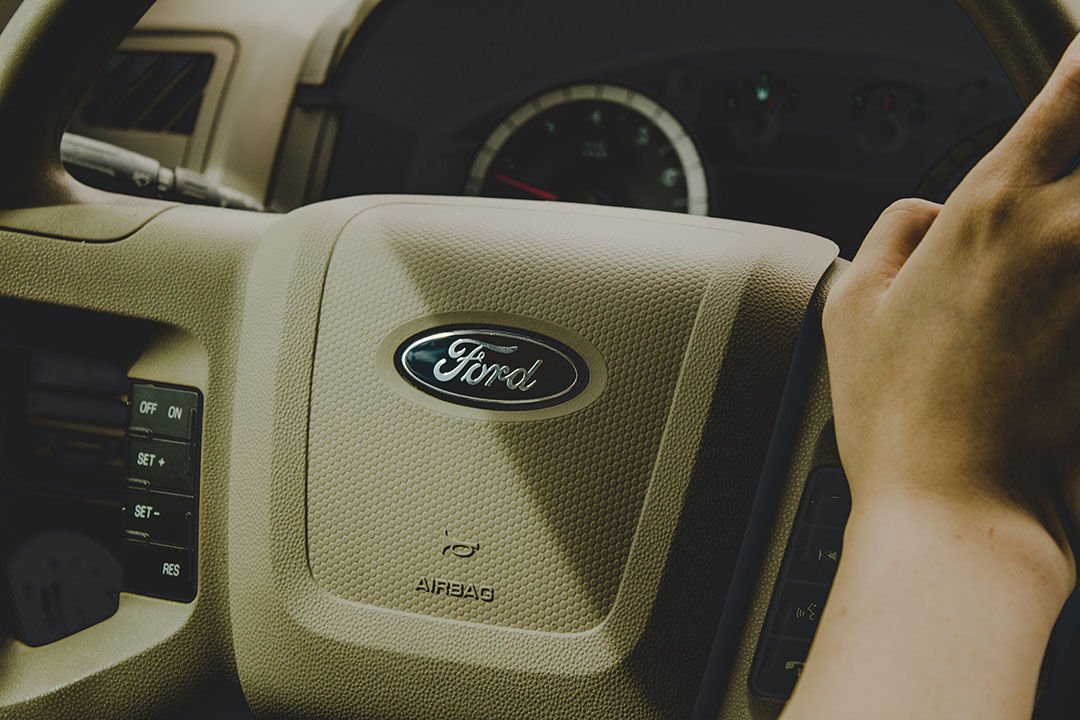 eLendSolutions's tweet photo. Ford's Jim Hackett isn't a fan of the autonomous vehicle. Are you? Read the interview here. https://t.co/N0ooOf5EiV https://t.co/UG9AmCrVVW