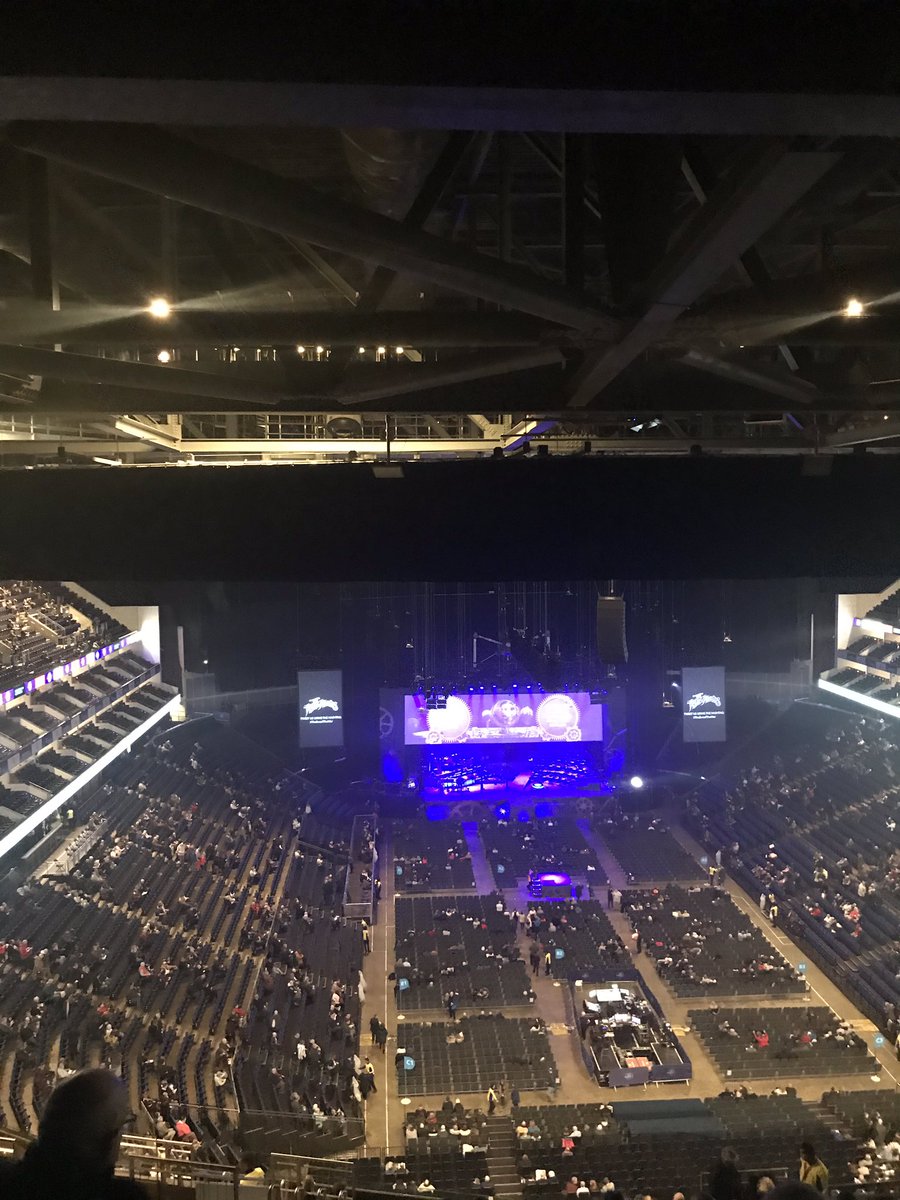 winkducati's tweet photo. O2 war of the worlds#theEveofTheWar https://t.co/3N1noE7gDP