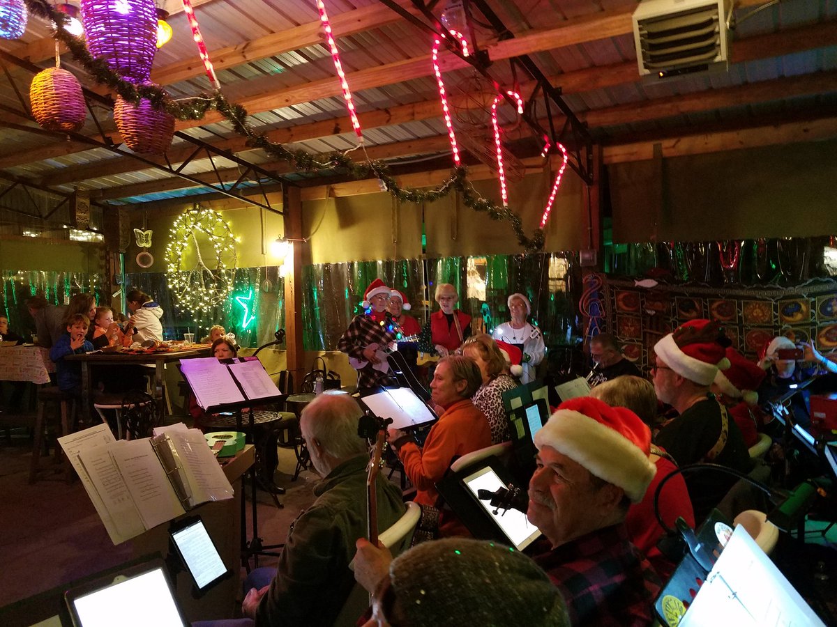 It was wonderful playing at #LittleVillage again.  #UOSA #StAndrewsUkes #DestinationPanamaCity