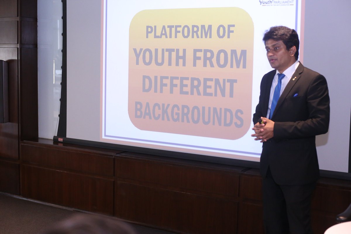 SawalPakistan's tweet photo. Chairman @YouthPPakistan Mr. @RizwanJaffar along with YP Delegation visited TPL Corp &amp; met Mr. Jameel Yousuf (Chairman TPL Corp, Former President @iamkhiofficial).
#YP | #DelegationVisit | #EducationalVisit | #TPLCorp | #CenterPoint | #Karachi | #Pakistan https://t.co/0DJyX0rDx5