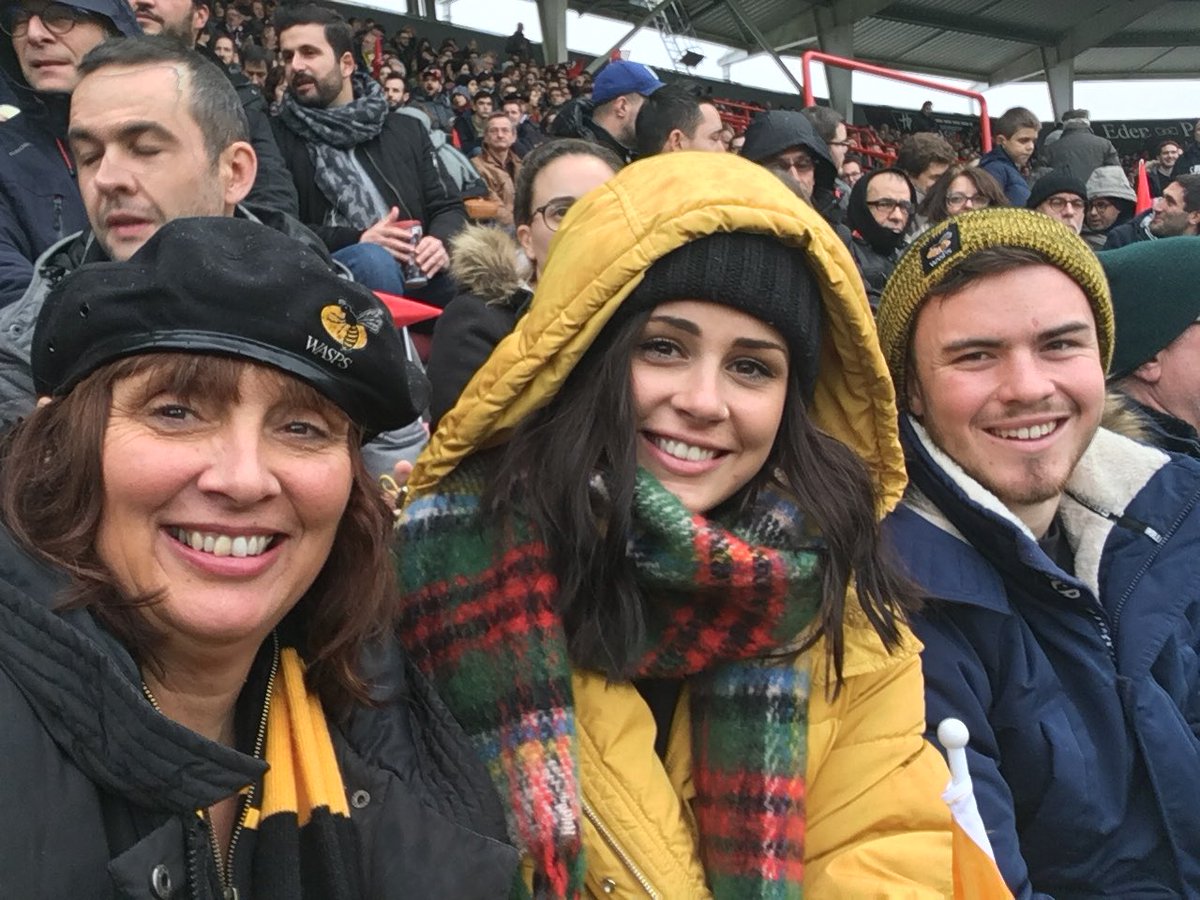 LynneShaw4's tweet image. @WaspsRugby #STWASPS half time Wasps playing amazing  #COYW 🐝🐝🐝