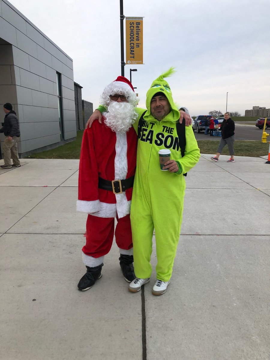 Great fun for great causes at our Freezing Fun Charity 5K Run this morning @sjsportsdome! 

#PeerlessHawks