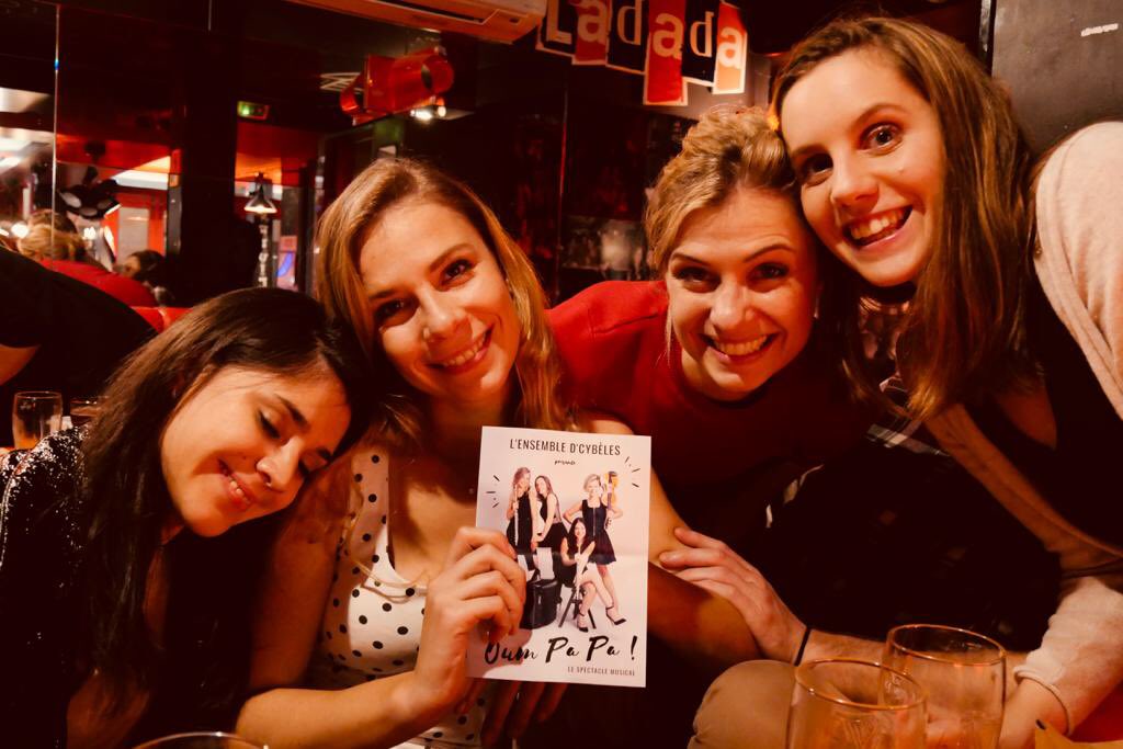 dcybeles's tweet photo. On remet ça ?! Prêtes pour la deuxième représentation de «Oum Pa Pa !» demain au Guichet Montparnasse !
•
•
•
@LeGuichetmont #OumPaPa #spectaclemusical #sortiraparis #flute #alto #accordeon #dcybeles https://t.co/CleCuDCOpb