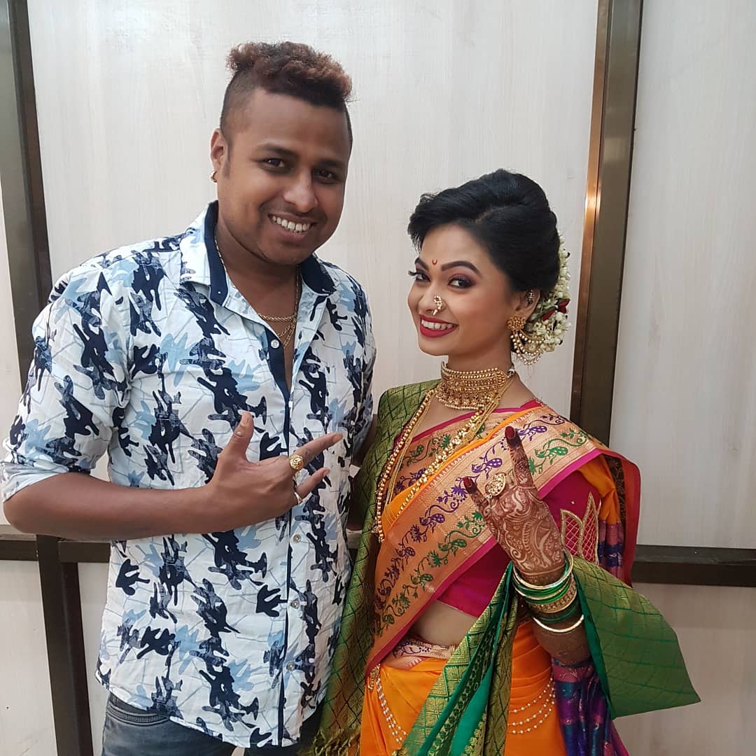 Sunil Navle Bridal Makeup Artist No Twitter: Bridal Daksha Bridal Maharashtrian Nauvari Saree Look 3d Eyes Hd Air Brush Make Up Contac Nbr 9892125473/9892652249 Twitter Sunil Navle Bridal Makeup Artist No Twitter: Bridal Daksha Bridal Maharashtrian Nauvari Saree Look 3d Eyes Hd Air Brush Make Up Contac Nbr 9892125473/9892652249 Twitter