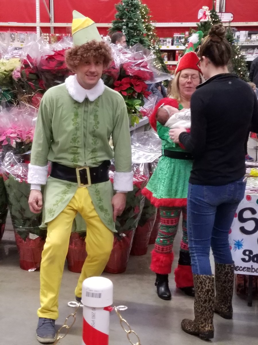 MattAngelilli's tweet photo. Santa is here!!! Holiday fun at the BelAir Home Depot. #SantaClaus #BuddytheElf #TheGrinch @b_mungul @Cmisotti15 https://t.co/C0oS6uAZYq