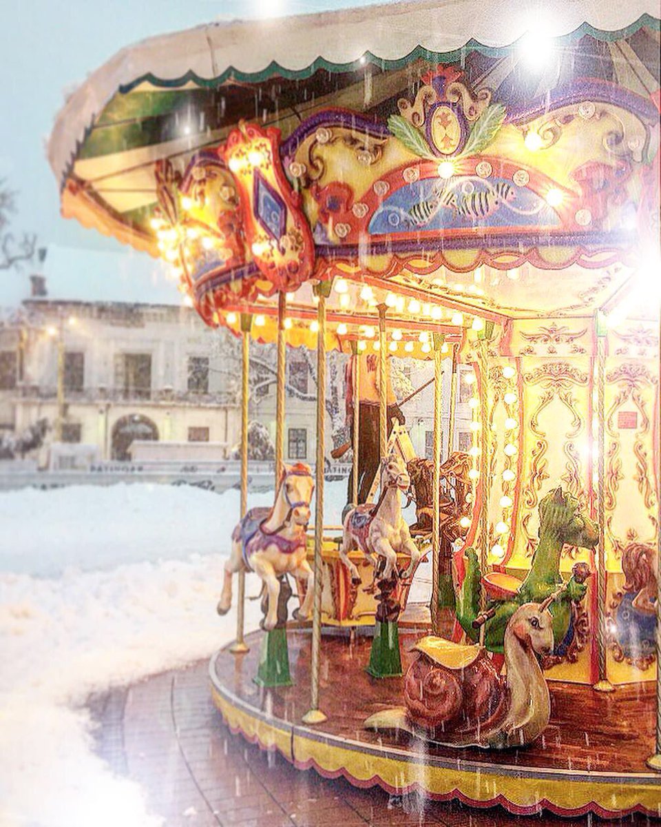 ilioiumadalina's tweet image. ✨Lost in a fairytale✨

#basm
#mom
#timisoaracity