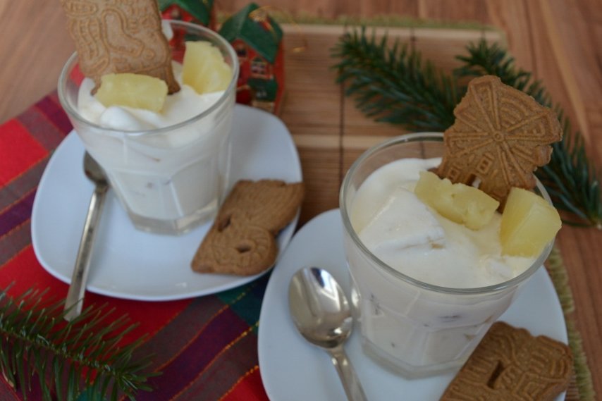 infoSakeMarkt's tweet photo. Treat your guests with this easy & tasty christmas dessert. With yoghurt, sugar, pineapple, mandarine orange juice, quark, whipping cream, vanilla sugar, spiced biscuit and sake, you can make this fancy dessert.
#sake #sakemarkt #sakesweets #junmaishu https://t.co/pTS50wuk8n https://t.co/H29Jitz1qL