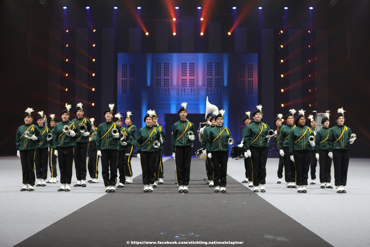 Foto gemaakt tijdens de Nationale Taptoe Jeugdmanifestatie 2018 met op de foto Jeugd Showband Urk
Kaarten voor de Nationale Taptoe 2019 kunnen worden besteld via de site van de Nationale Taptoe. nationaletaptoe.nl