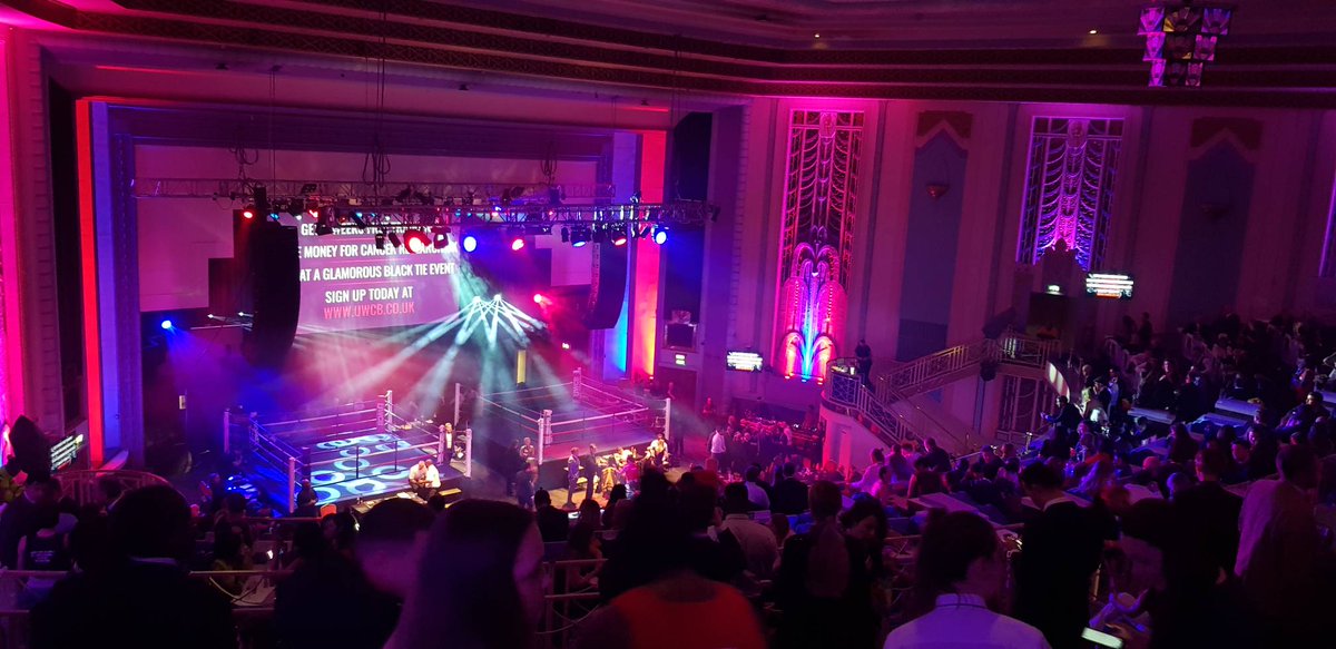 Filming for UWCB at The Troxy in London! What a great venue

🎬👊👀

#uwcb #london #boxing #fightnight #troxy