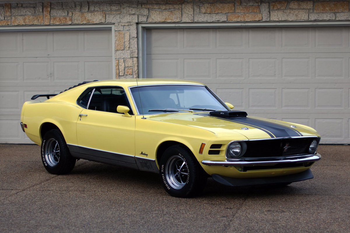 setofmags's tweet photo. 1970 Ford Mustang Mach 1 restoration almost complete and ready to head down to the @Barrett_Jackson auction in January. #mach1 #FordMustang https://t.co/AcrtklwW44