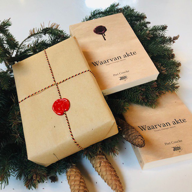 Binnenkort start onze leesclub met Waarvan akte van Piet Coucke. De cover ziet er al heel tof uit. We zijn benieuwd naar de binnenkant <a href="/PietCoucke/">Piet Coucke</a>