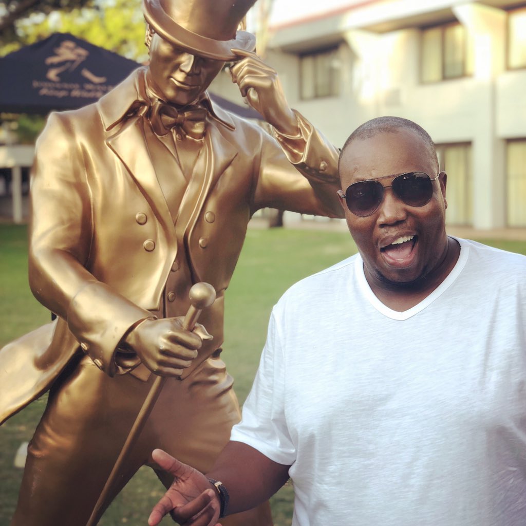 iamKabo's tweet photo. Today at another Johnnie Walker Code Black Experience will be mixing cocktails and learning more about JW Black... #jwcodeblackbots https://t.co/5CdZBeMTye