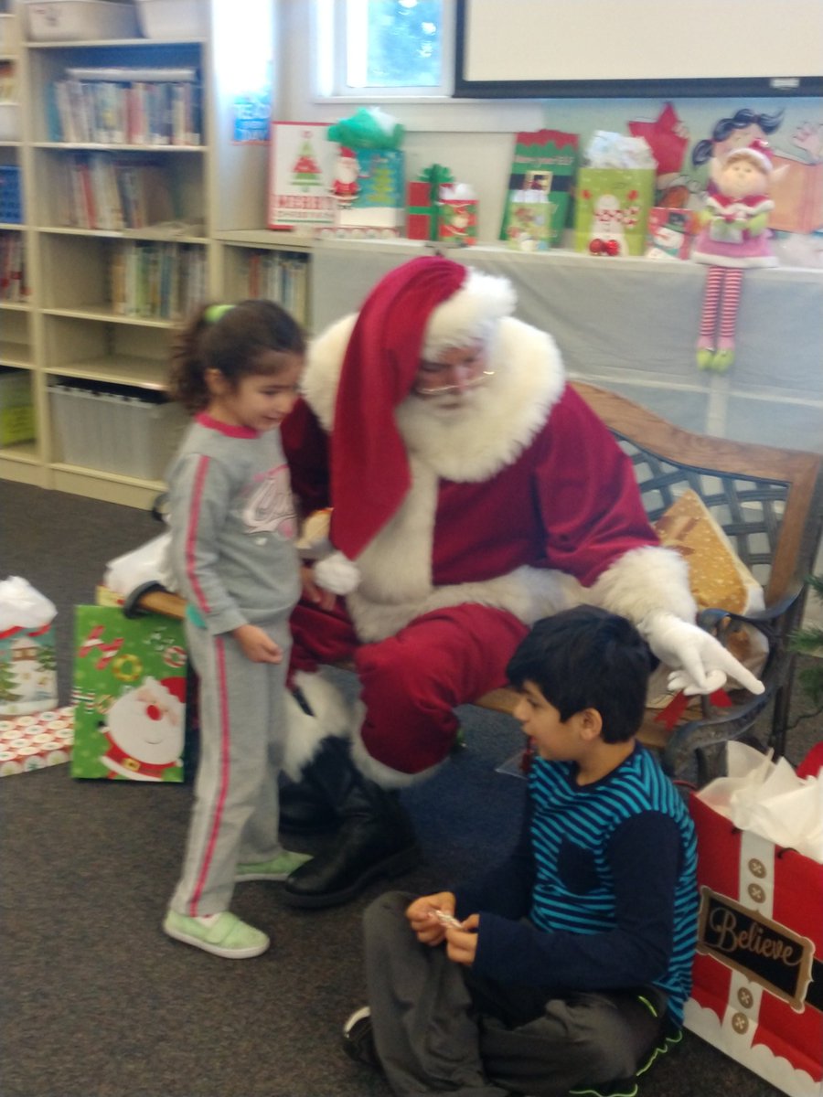 AnneFishburne's tweet image. Breakfast with Santa! Amazing @CajonValleyUSD @ChaseTigers with the most loving CVEF volunteers!
@BHandley4 @calvert_greg
#CVEF