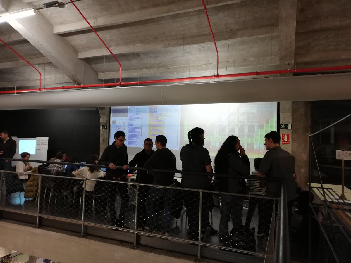 medialabMM's tweet image. El grupo de #codeAttack no para de crecer 👨‍💻👩‍💻
#UnAñoEnUnDía