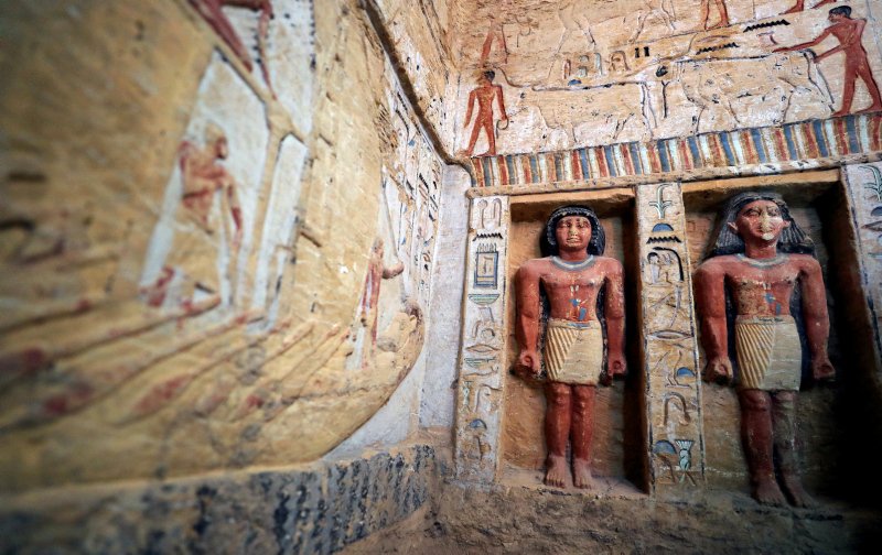 DailySabah's tweet image. Egypt discovers "well-preserved" 4,400-year-old tomb of 'Wahtye', which dates from the rule of King Neferirkare Kakai, near south of Cairo sabahdai.ly/o0M1pM
