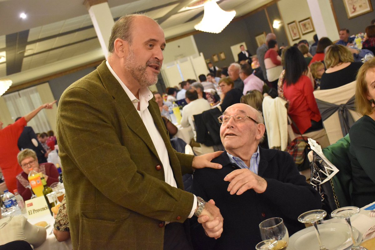 JSPCU's tweet image. Hoy @JSPCU estamos compartiendo un encuentro con unos 300 compañeros y compañeras de la comarca de San Clemente #juntosprogresamos