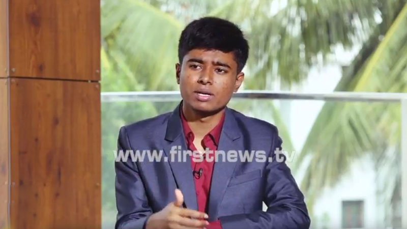 firstnews_tv's tweet photo. ‘ಗೆದ್ದಾಗ ನಂಬೋಕೆ ಆಗ್ಲಿಲ್ಲ, ದೇಶದ ಬಾವುಟ ಹಿಡಿದು ನಿಂತಾಗ ಕಣ್ಣಲ್ಲಿ ನೀರು ಬಂತು’ https://t.co/kdBAra214U #Firstnews #Young #Scientist #NMPratap https://t.co/mLqDGKrsyT