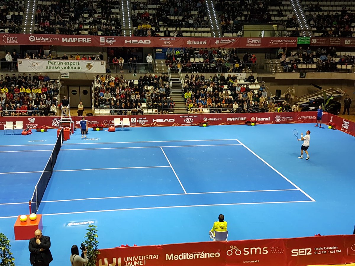 ComposanIT's tweet photo. Hoy disfrutamos del mejor #Tenis en la #FiestaDelTenis en #Castellon sobre superficie @TennislifeInter🎾🎾pista oficial de la Real Federación Española de Tenis @rfet_es #pavimentos #resinas https://t.co/iUwRR8Hwtt