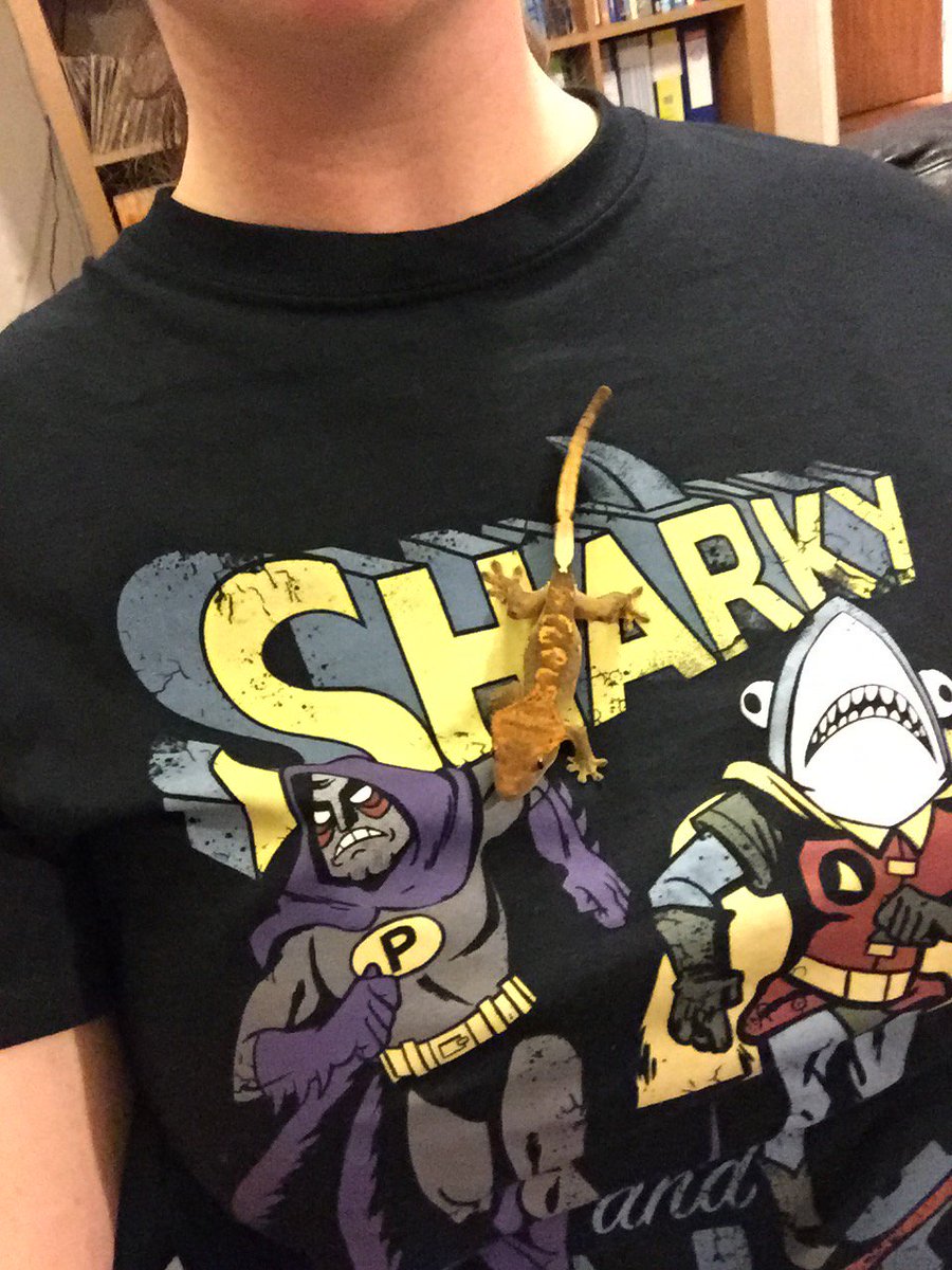 GraceDaCannibal's tweet photo. @Angory_Tom @Bedgarsan Chaz is a big fan! Loving the tee x https://t.co/foG9D0wTwN