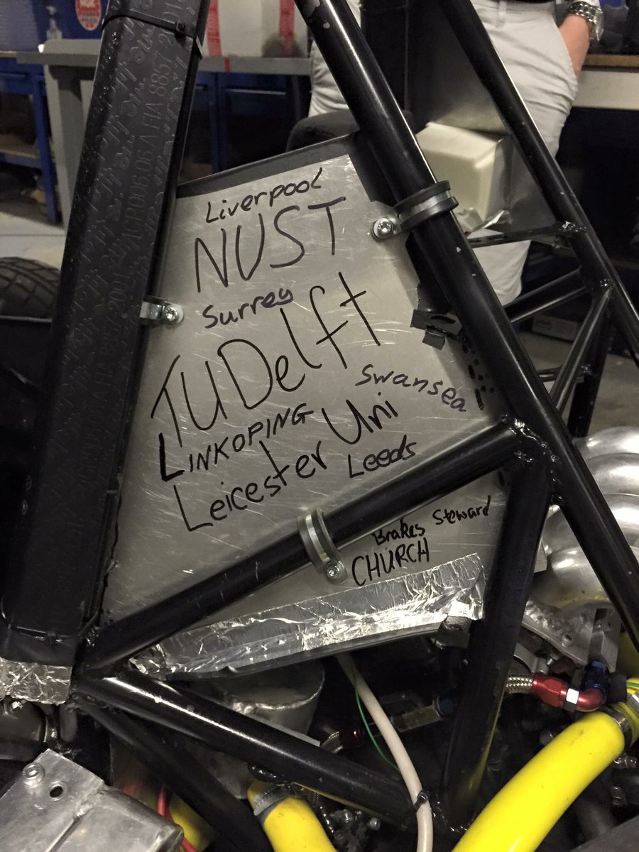 UGRacing_fsae's tweet image. Back to the archives for today’s #25daysofUGR! Whilst at @FormulaStudent 2015 one of our brake discs suffered a catastrophic failure. Not wanting to give up, the team drove to London &amp;amp; had a new disc manufactured by @kazbrouk, returning to compete in endurance the next day! #UGR