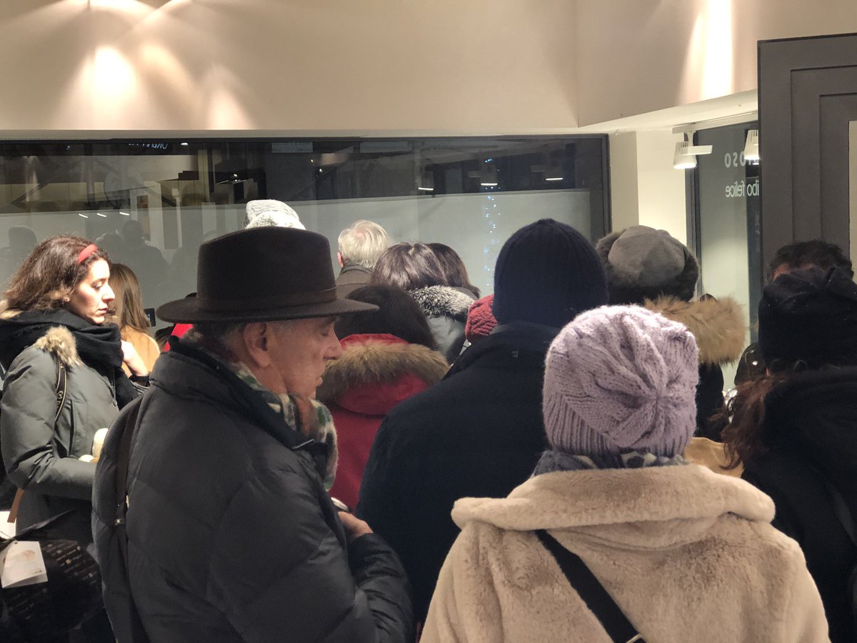 mgasbarrino's tweet photo. Al #VGTemporary2018 #ilviaggiatorgoloso di CSo #Garibaldi oggi ci hanno saccheggiato!! https://t.co/cMPgmUkhv8