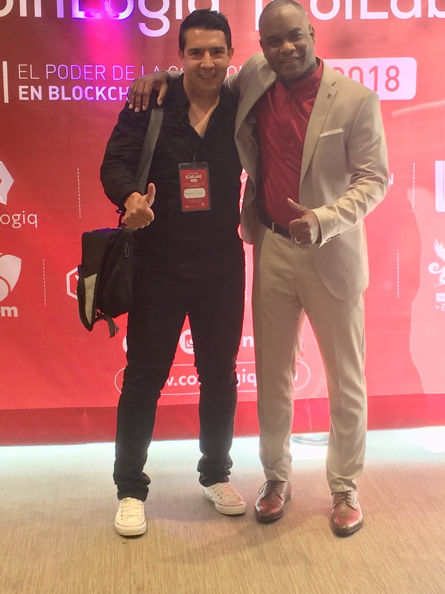 azapataa's tweet photo. #CoinLogiqPOS #Collab2018  @CoinLogiq #DashColombia  #CoinLogiqATM #CoinLogiqLPC You are the best https://t.co/y21E7w6eYH