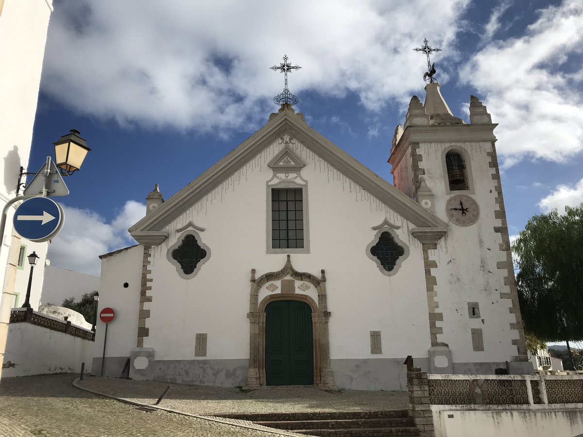 lelelatta's tweet photo. #Travel #news: RT viaggiaescopri: Vi sono mancato oggi? Ho lasciato Portimão stamane e mi sono goduto il calore delle montagne dell’#Algarve, lungo la #ViaAlgarviana c’è #Alte, un grazioso paese montano ricco di arte e di fonti. #Portogallo
.
.
.
#visitP… https://t.co/v7c49wL2Ob