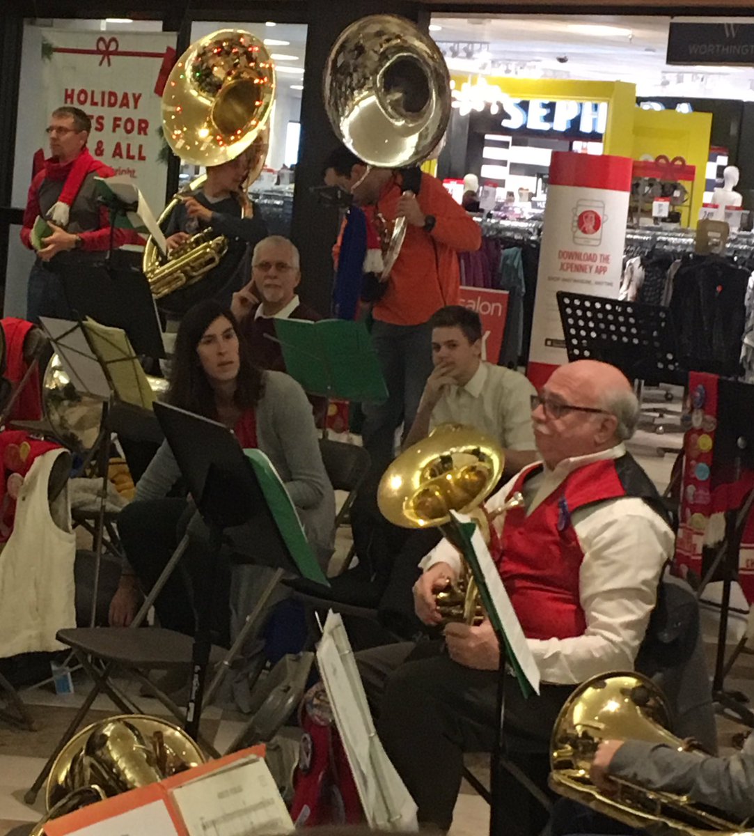 HKriesel tweet media