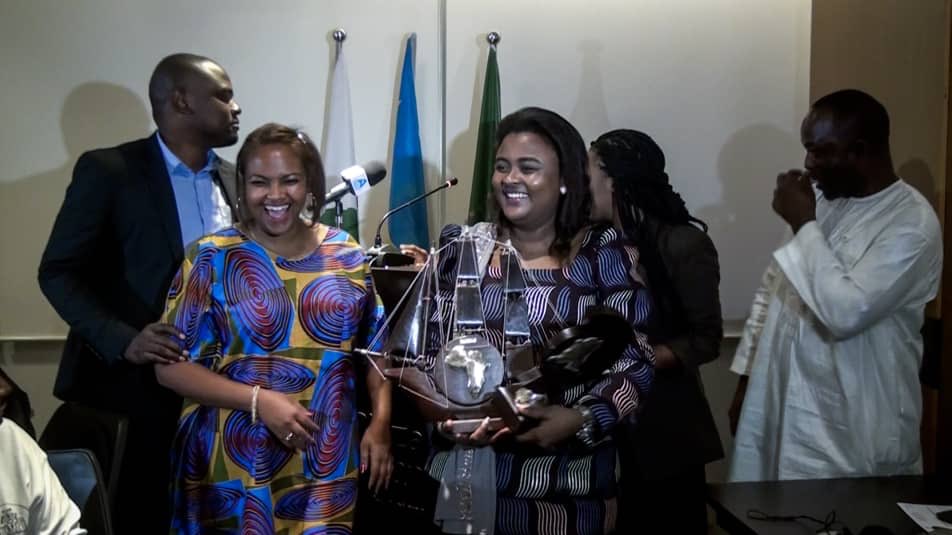 Muyumba's tweet photo. A la clôture des réunions consultatives des leaders Africains de la Jeunesse des régions de l'Afrique Centrale, Australe et de l'Est à Kinshasa, la Présidente de l'UPJ @Muyumba a reçu un prix d'encouragement de la part des leaders des jeunes Africains à Kinshasa en RDC. https://t.co/M07UGJxT2s