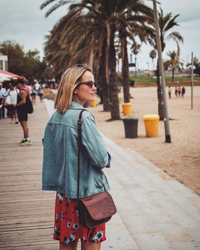 Barcelona, Sept 2018. 📸 Photography credits to my twin  <a href="/mathiasthorp/">Mathias H. Thorp</a> 
#tb #imisswarmweather #barcelona #beachstrolls ift.tt/2CfGB8C