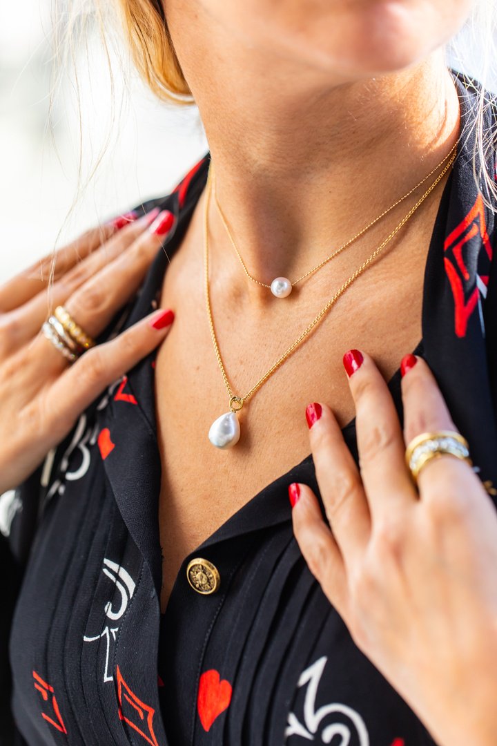 Stittgen's tweet photo. Go ahead—adorn yourself in timeless jewels from our collections this holiday season: https://t.co/nFPKaM0Nrf

#holidayshopping #christmas2018 https://t.co/g8wLawnpiY