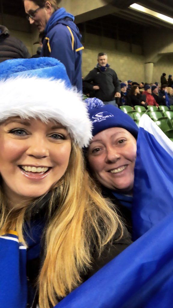 Jackiem23's tweet photo. #LEIvBATH @leinsterrugby @laurajdml #jointheroar https://t.co/Ip3vTqm6ld