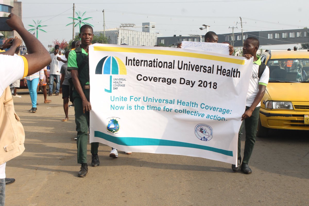 MichaelCoomber2's tweet photo. Liberians got up and stood up for their right on the #UHCDay2018. Our health is our right @LIPlatform #HealthForAll https://t.co/jb42qAOIe0