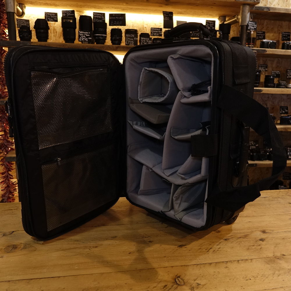 hcused's tweet image. Just In!!

Calumet Rolling Case bit.ly/2GfYFUb
#harrisoncameras #rollingcase #cameracase #camulet  #used #photography #secondhand #sheffield #cameras