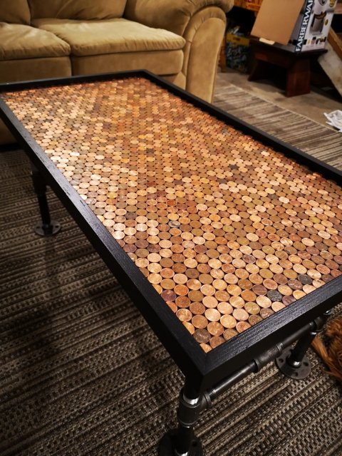 tatum_art's tweet photo. My hubby's work in progress, just needs to be resined and legs painted flat black. #pennytable #pennys #ironpipeart #ironpipe #resinart #resin #mancave #resinart https://t.co/oM5C9Wvtkb
